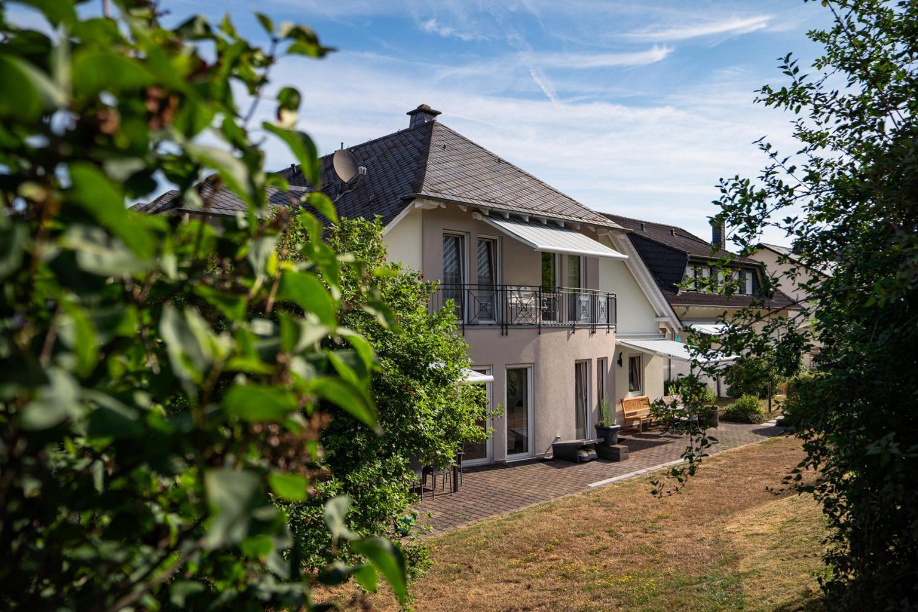 Roussel - Hotel Restaurant Bernkastel-Kues Zewnętrze zdjęcie